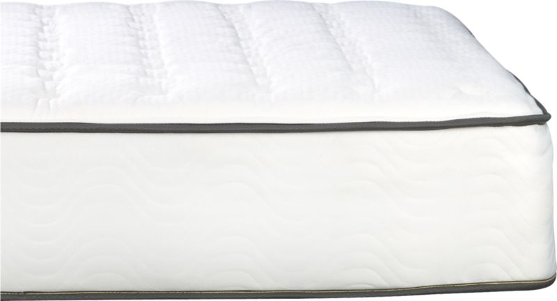 Simmons® queen mattress. 800 coils. 60"Wx80"Dx11"H