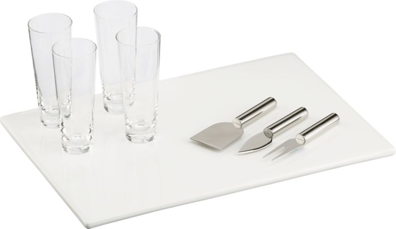 8-piece champagne and cheese set