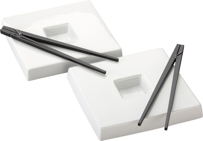 2-piece set: two black 9" chopsticks, two 7" sq. sushi plates.