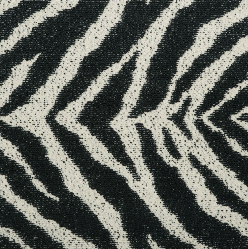 FLOR ™ Zebra Crossing ™ tile