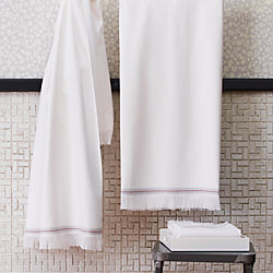 The Hill-Side selvedge white bath towels