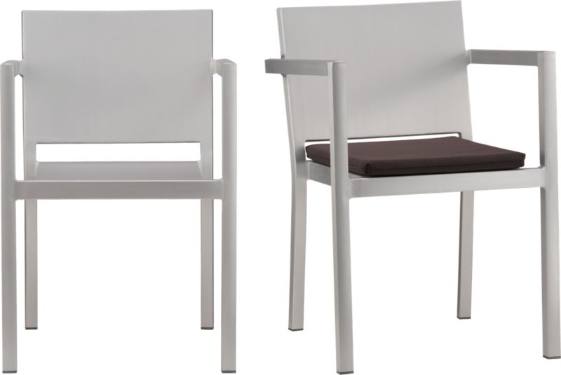 host chair/cushion