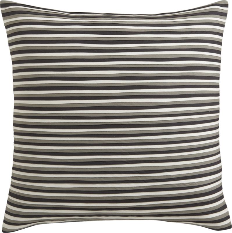 illusions 18" pillow