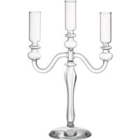 labra holds 3 candleholder