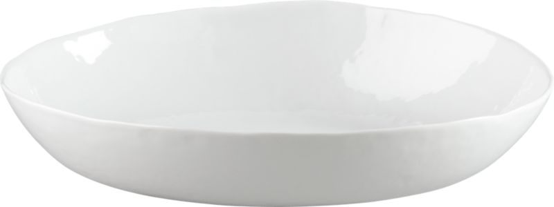 serving bowl. 13.5"Wx13"Dx2.5"H