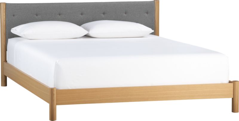 peg leg bed