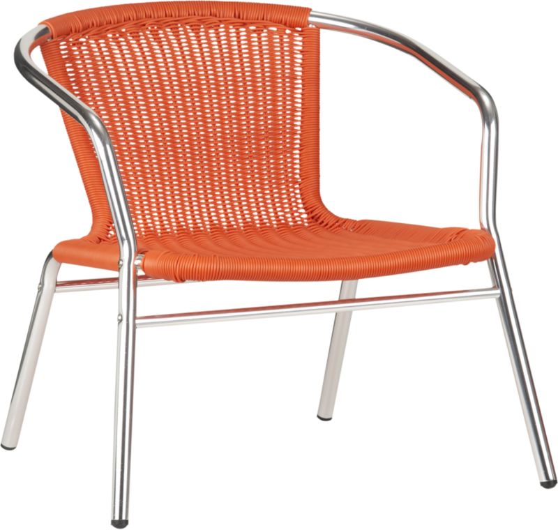 rex lounge chair
$79.95

Lo faux. Lounge version of our Rex chair gets down in a lower, wider format. Wicked wicker impersonation fools the elements in handwoven plastic piping with polished alumin from cb2.com