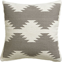 tecca 18" pillow