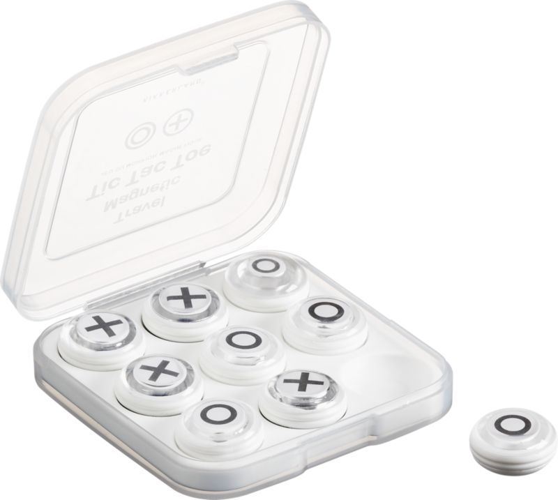 tic tac toe magnets/game