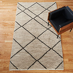 trap neutral rug