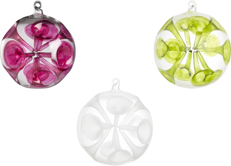 trumpets ornaments