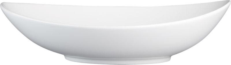 serving bowl. 13"Wx11.75"Dx3.25"H