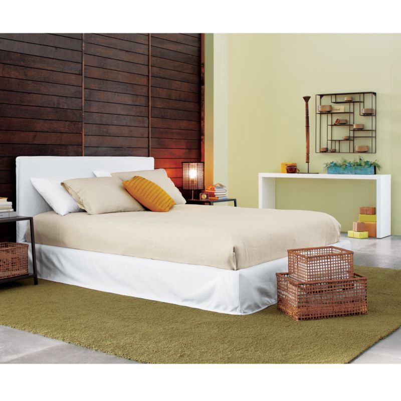 stratus bed