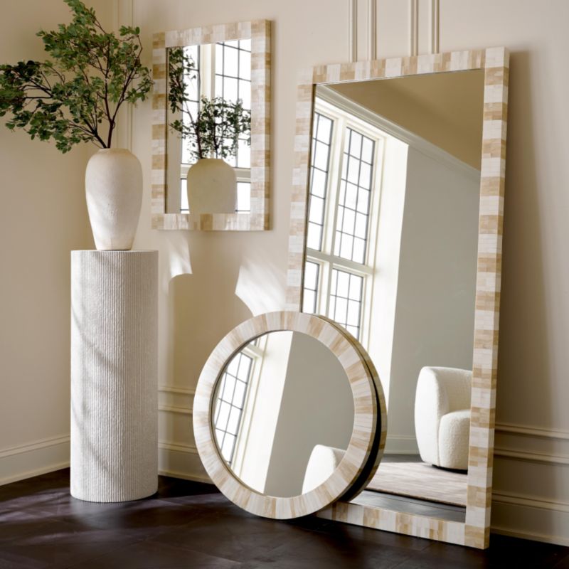  Mirrors 
