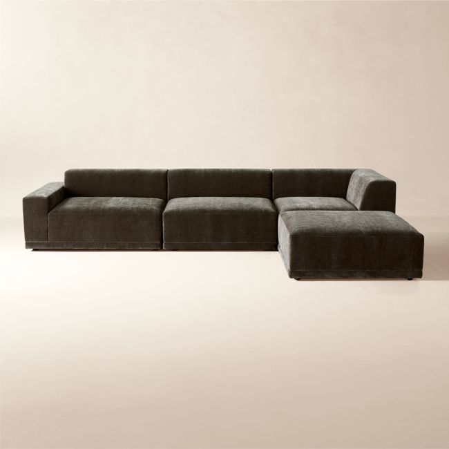 VUUE Faible Sectional: A 7.1/10 Verdict on Velvet Lounging vs Support