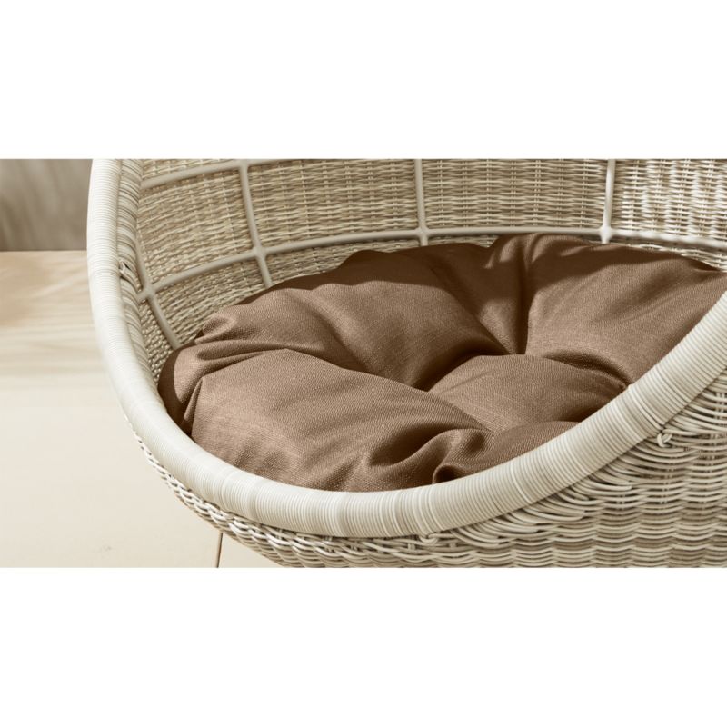 PodHangingChairCushionSHS16_16x9?$web_zoom_furn_hero$